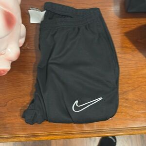 nike dri fit athletic joggers size medium